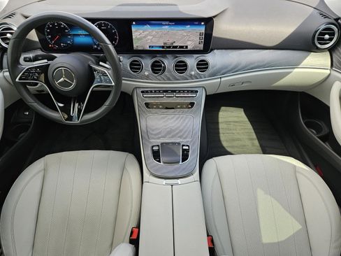 Used 2023 Mercedes-Benz E 350 Sedan image 19