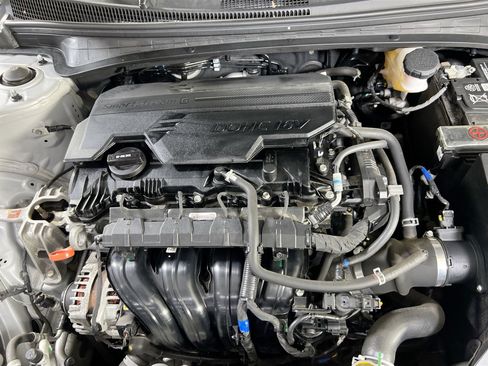 Used 2023 Hyundai Elantra SEL w/ Convenience Package image 29