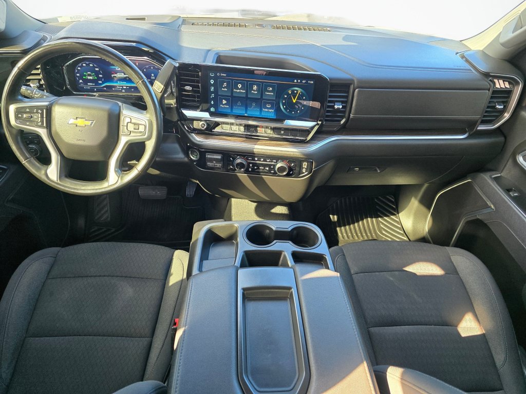 Used 2025 Chevrolet Silverado 2500 LT w/ Convenience Package AWD/4WD image 17