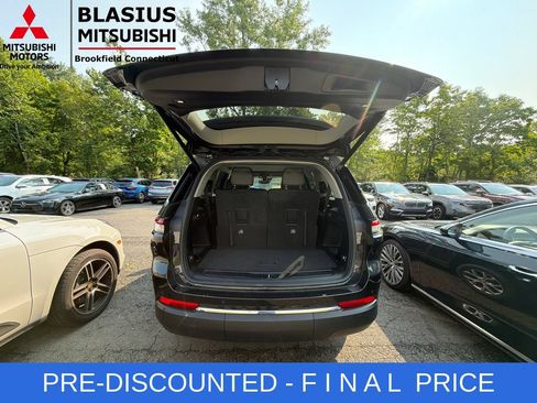 Used 2023 Jeep Grand Cherokee L Limited AWD/4WD image 49