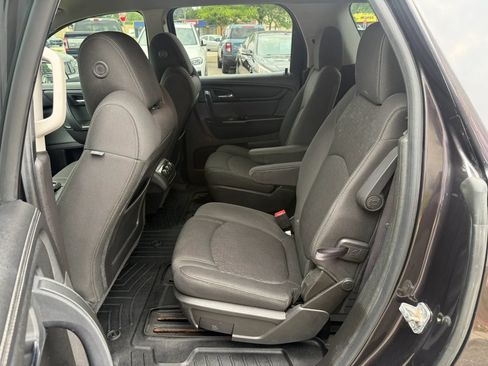Used 2013 GMC Acadia SLE AWD/4WD image 25
