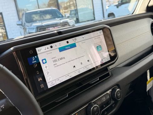 Used 2025 Jeep Wrangler Sport image 18