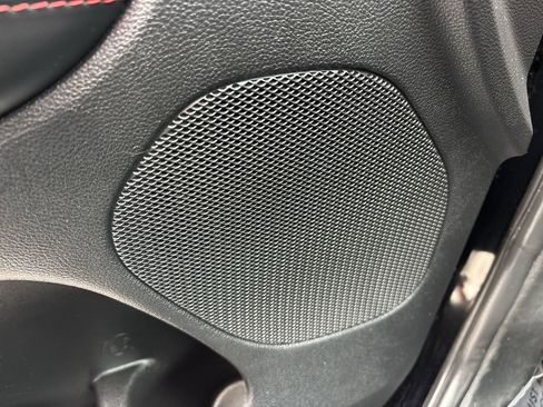 Used 2023 Dodge Durango GT image 19