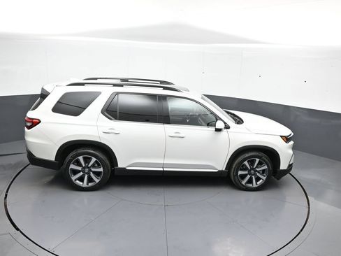 Used 2024 Honda Pilot Touring image 39
