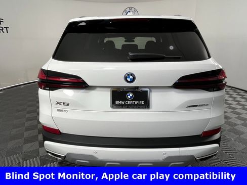 Certified 2024 BMW X5 xDrive50e w/ Premium Package image 10