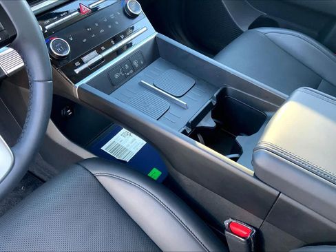 Used 2025 Hyundai Santa Fe XRT image 17