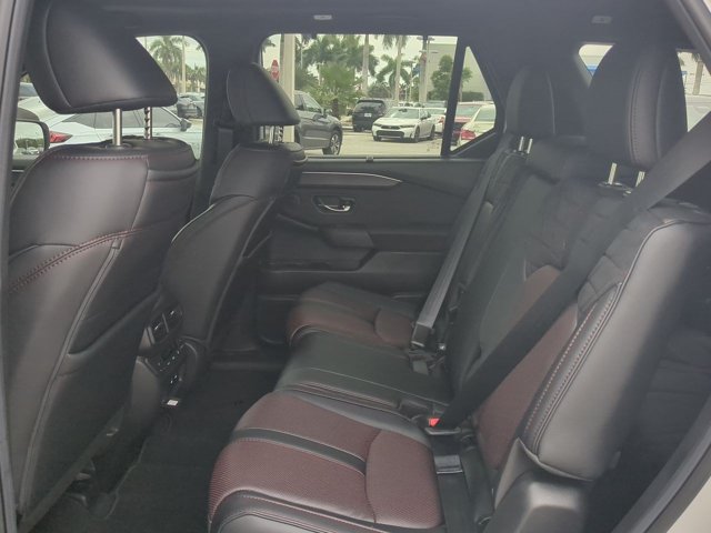 New 2026 Honda Pilot Black Edition image 12