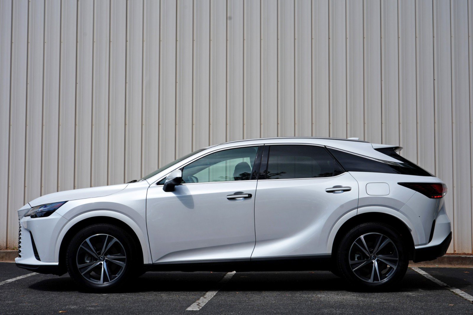 Used 2025 Lexus RX 350 FWD w/ Accessory Package (K3) image 9