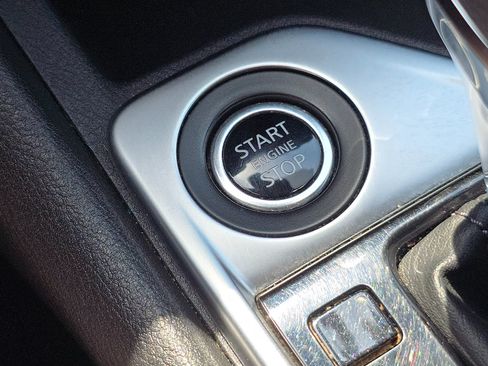 Used 2024 Nissan Sentra SV FWD image 29