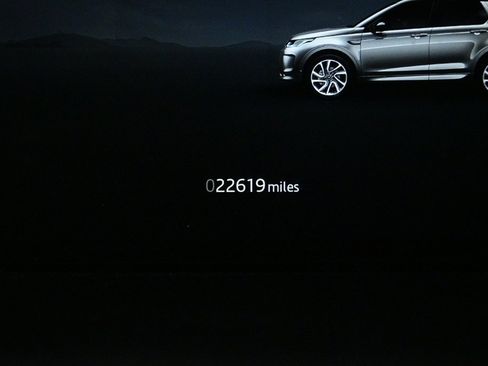 Used 2024 Land Rover Discovery Sport S image 11