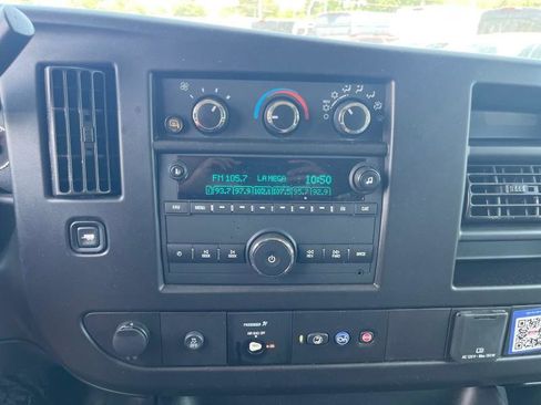 Used 2023 GMC Savana 3500 LS image 16