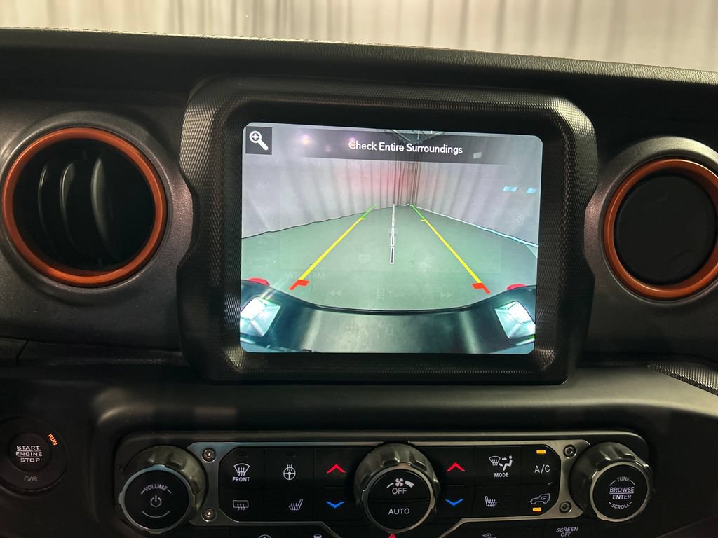 Used 2023 Jeep Gladiator Mojave w/ Cold Weather Group AWD/4WD image 18