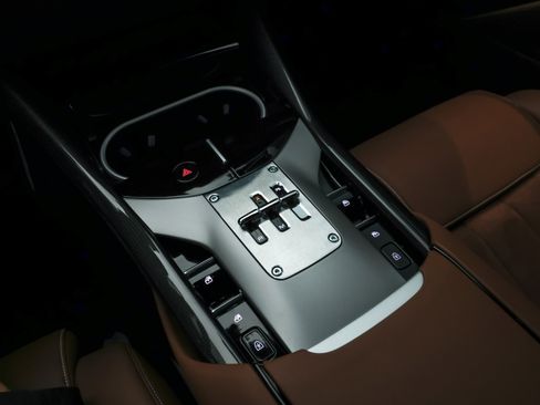 Used 2025 Ferrari Purosangue image 11