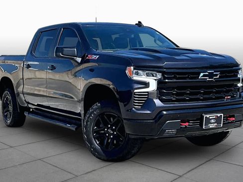 Used 2023 Chevrolet Silverado 1500 LT Trail Boss AWD/4WD image 3