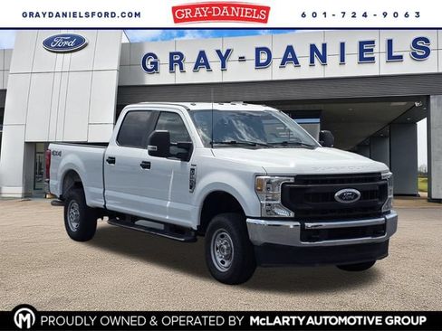 Used 2022 Ford F250 XL w/ Power Equipment Group AWD/4WD image 1