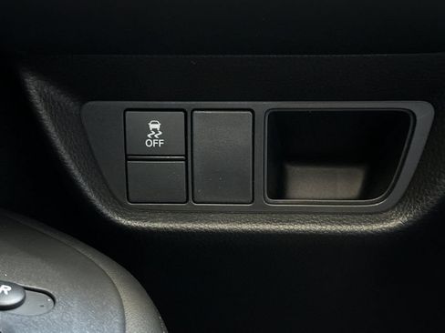 Certified 2024 Honda HR-V LX image 30