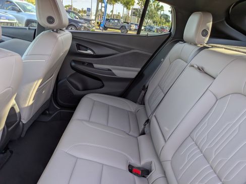 Certified 2024 Buick Envista Avenir image 16