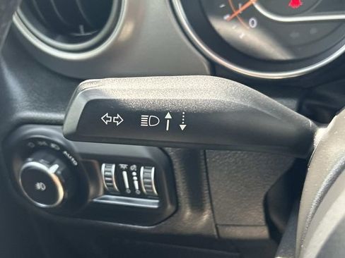 Used 2022 Jeep Wrangler Unlimited Sport AWD/4WD image 26