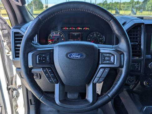Used 2017 Ford F150 XLT w/ Equipment Group 302A Luxury AWD/4WD image 22