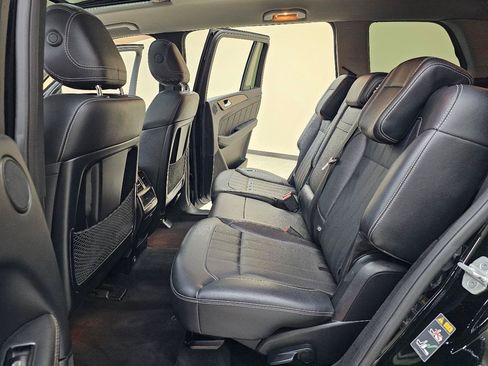 Used 2015 Mercedes-Benz GL 450 4MATIC w/ Appearance Package image 27