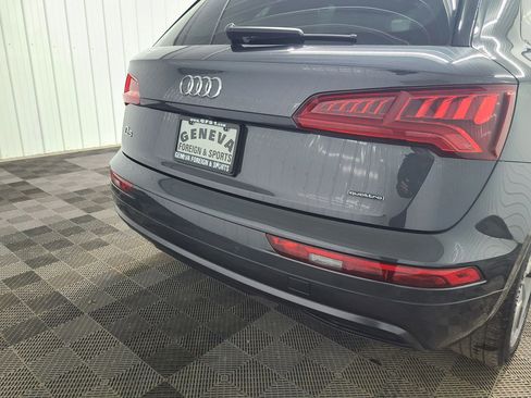 Used 2020 Audi Q5 2.0T Premium w/ Titanium Sport Package image 18