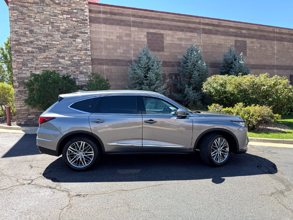 Used 2023 Acura MDX w/ Advance Package AWD/4WD image 5