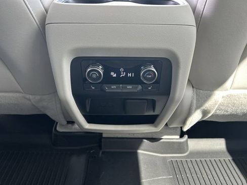 New 2026 Buick Enclave Avenir w/ Super Cruise Package image 38