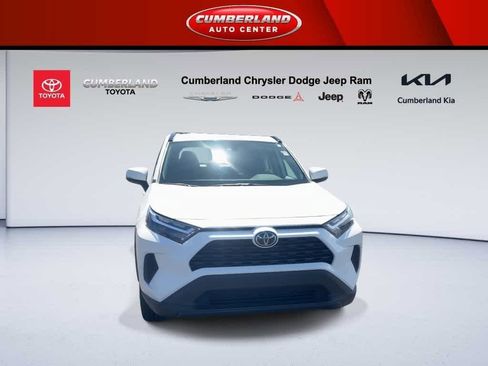 Used 2025 Toyota RAV4 XLE image 3