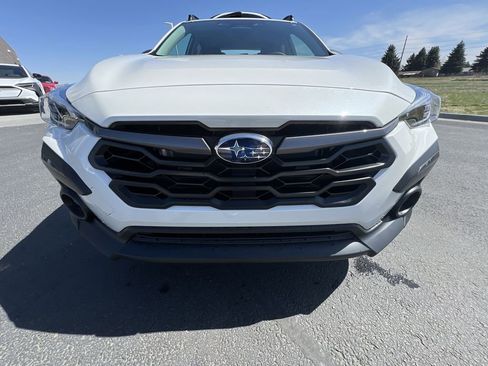 Certified 2025 Subaru Crosstrek 2.5i Limited w/ Crosstrek Mirror Package image 31