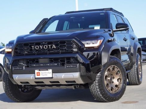 Used 2025 Toyota 4Runner Trailhunter image 3