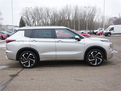 Used 2022 Mitsubishi Outlander SEL image 8