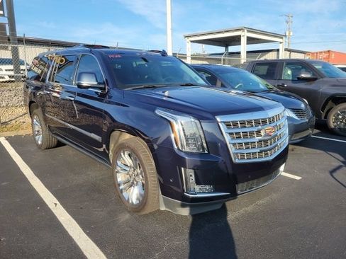 Used 2018 Cadillac Escalade ESV Premium Luxury w/ LPO, Radiant Package AWD/4WD image 1