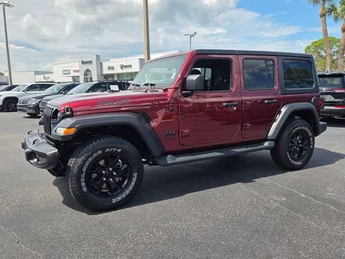 Used 2021 Jeep Wrangler Unlimited Sport AWD/4WD image 3