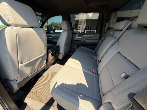 Used 2024 Chevrolet Silverado 3500 LTZ w/ LTZ Convenience Package image 13