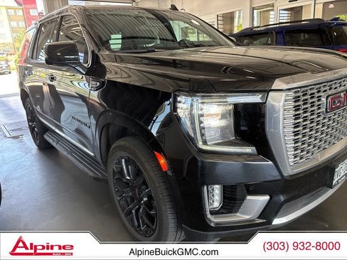 Used 2023 GMC Yukon Denali AWD/4WD image 2