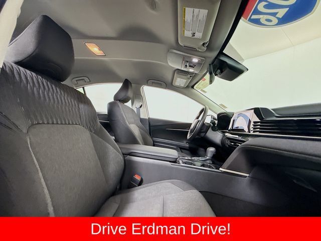 Used 2026 Toyota Camry LE w/ Convenience Package FWD image 25