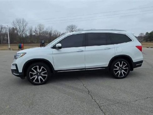 Used 2021 Honda Pilot Touring image 4