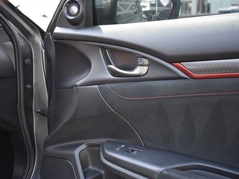 Used 2018 Honda Civic Type R image 26