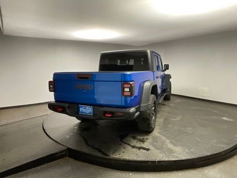 Used 2021 Jeep Gladiator Rubicon image 8