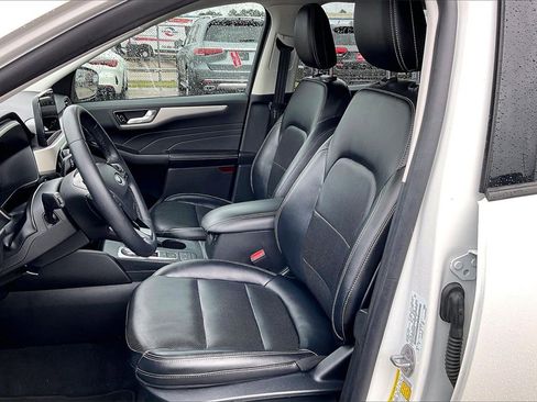 Certified 2022 Ford Escape SEL w/ Technology Package image 18