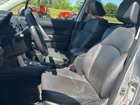 Used 2016 Subaru Forester 2.5i Limited AWD/4WD image 19