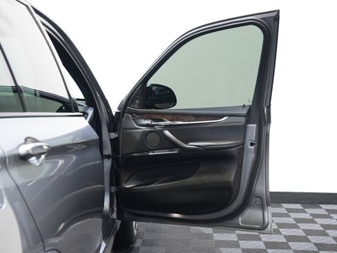 Used 2014 BMW X5 xDrive50i image 22