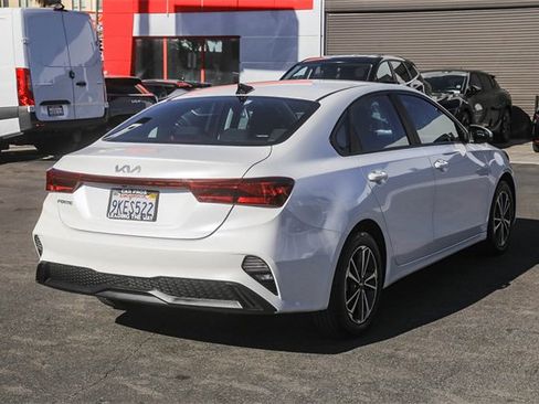 Used 2024 Kia Forte LXS image 10