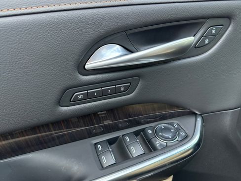 Used 2024 Cadillac XT4 Premium Luxury w/ Active Safety Package image 10