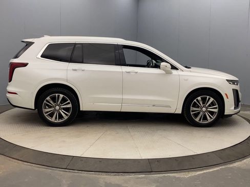 Used 2021 Cadillac XT6 Premium Luxury AWD/4WD image 6