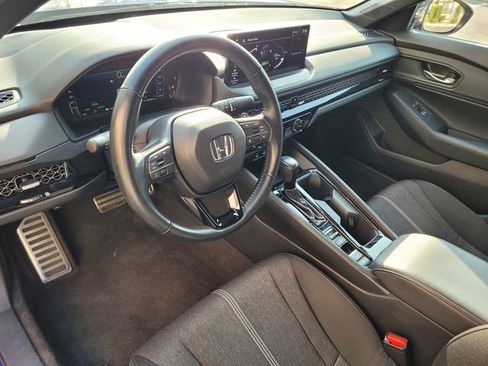 Used 2024 Honda Accord Sport image 7
