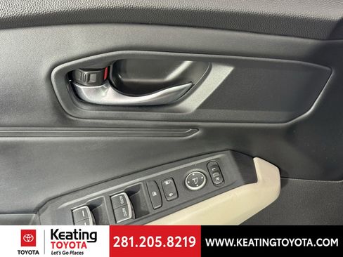 Used 2023 Honda Accord EX image 12