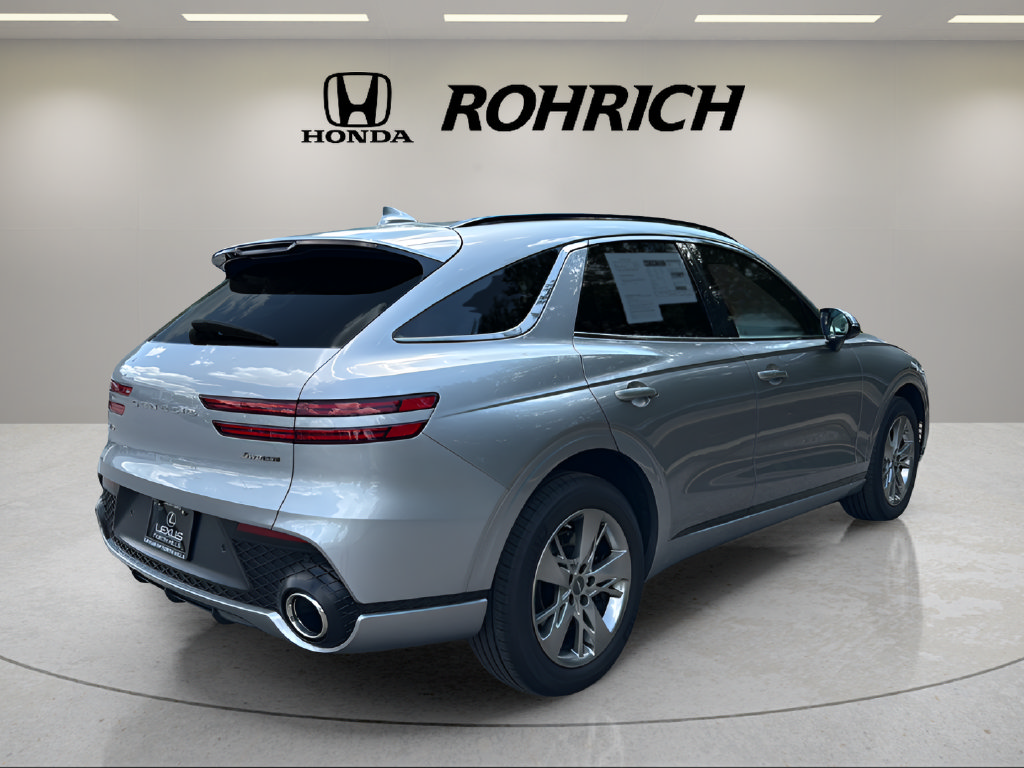 Used 2025 Genesis GV70 3.5T Sport AWD/4WD image 6