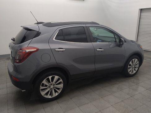 Used 2020 Buick Encore Preferred w/ Safety Package FWD image 10