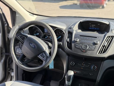Used 2018 Ford Escape S image 14